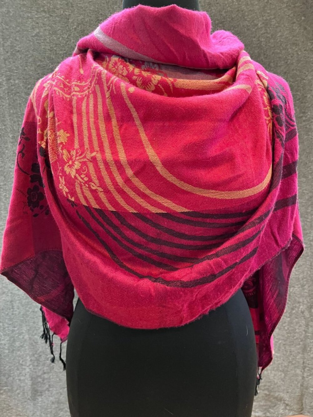 28x68 Pashmina brand magenta pink gold shoulder wrap drape scarf with fringe